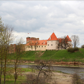 Латвия. Бауский средневековый замок.
